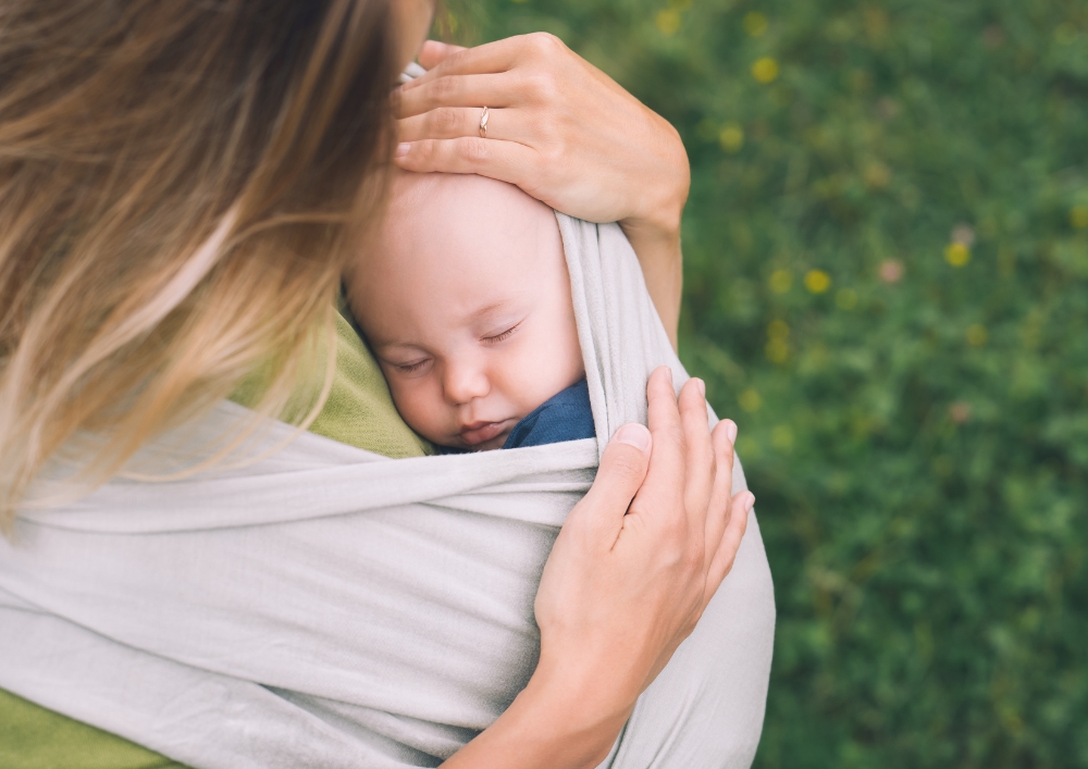 quando iniziare babywearing